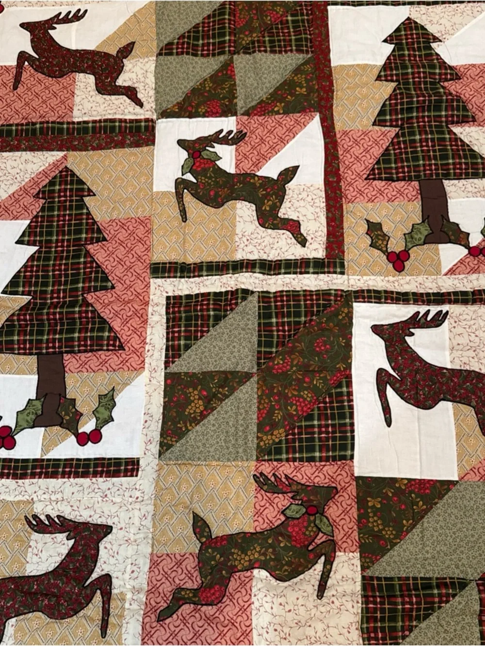 Handmade Christmas Quilt Wall Hanging Throw 59x50 Reindeer Tree Holly Rod Pocket